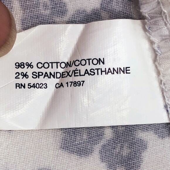 Gap Blue Floral Voyage Shorts - Size 6 - Picture 9 of 10